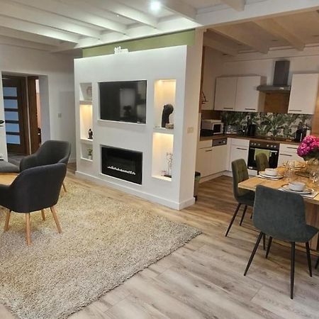 Peterfia Boutique Apartments デブレツェン エクステリア 写真