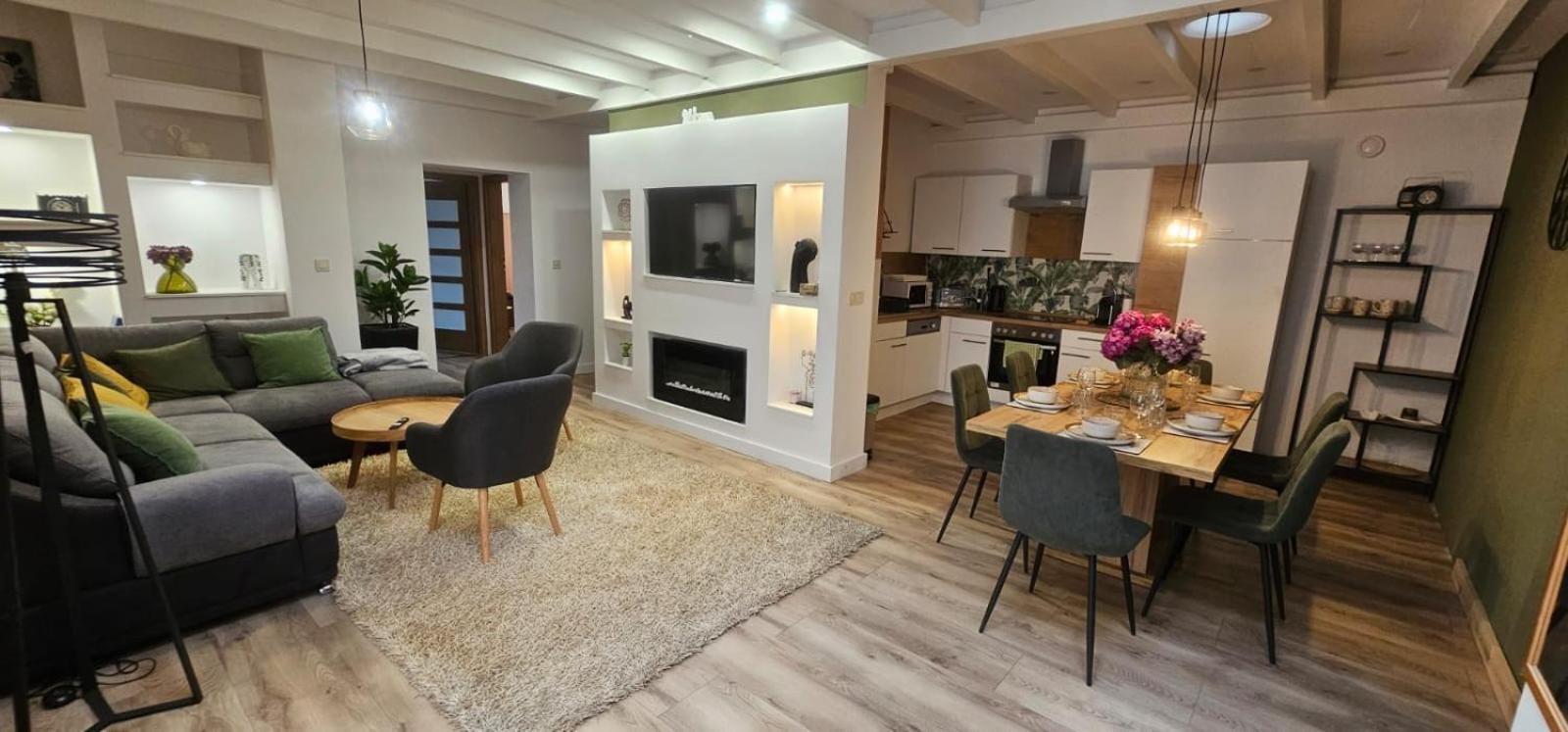 Peterfia Boutique Apartments デブレツェン エクステリア 写真